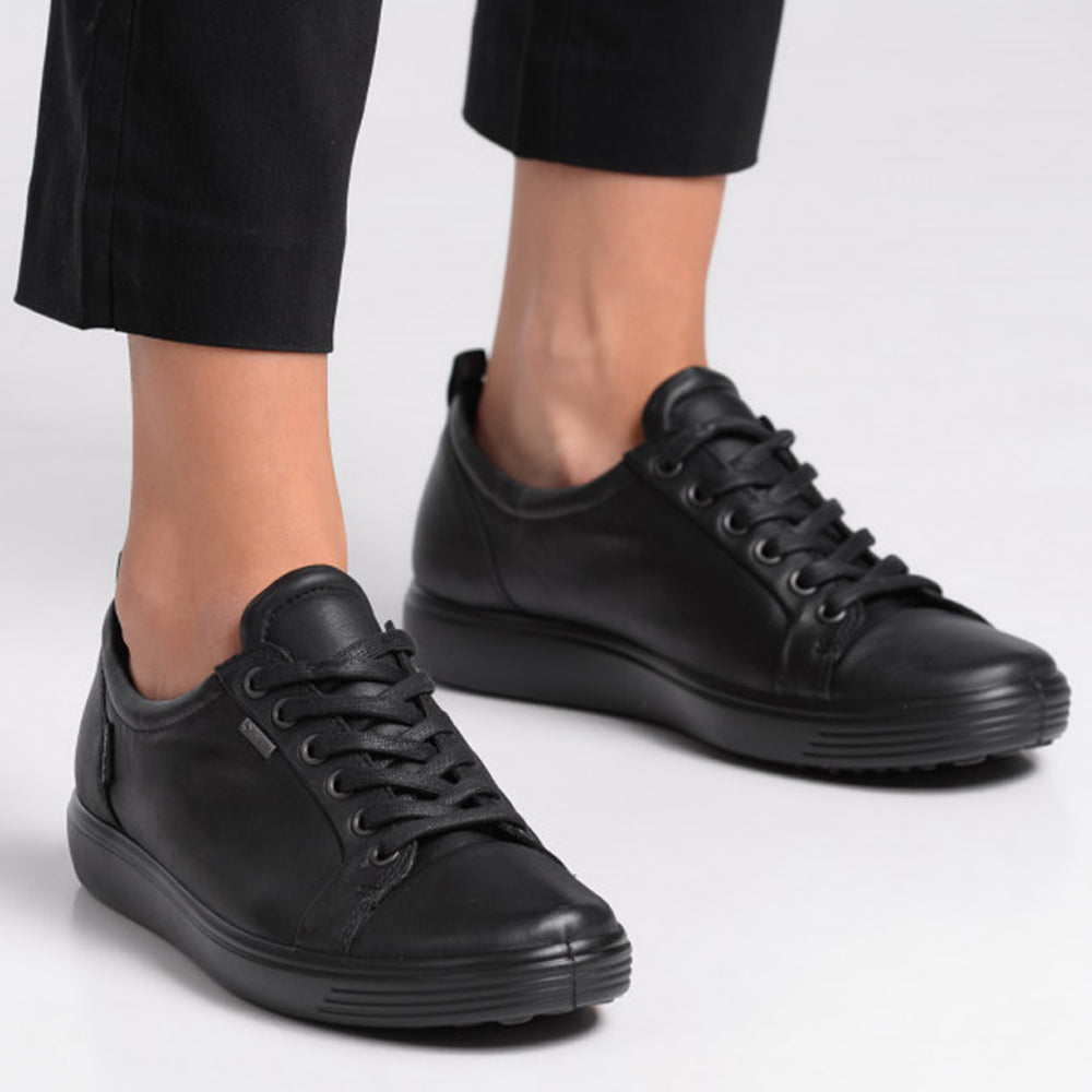 Black Shoes For Healthcare Workers