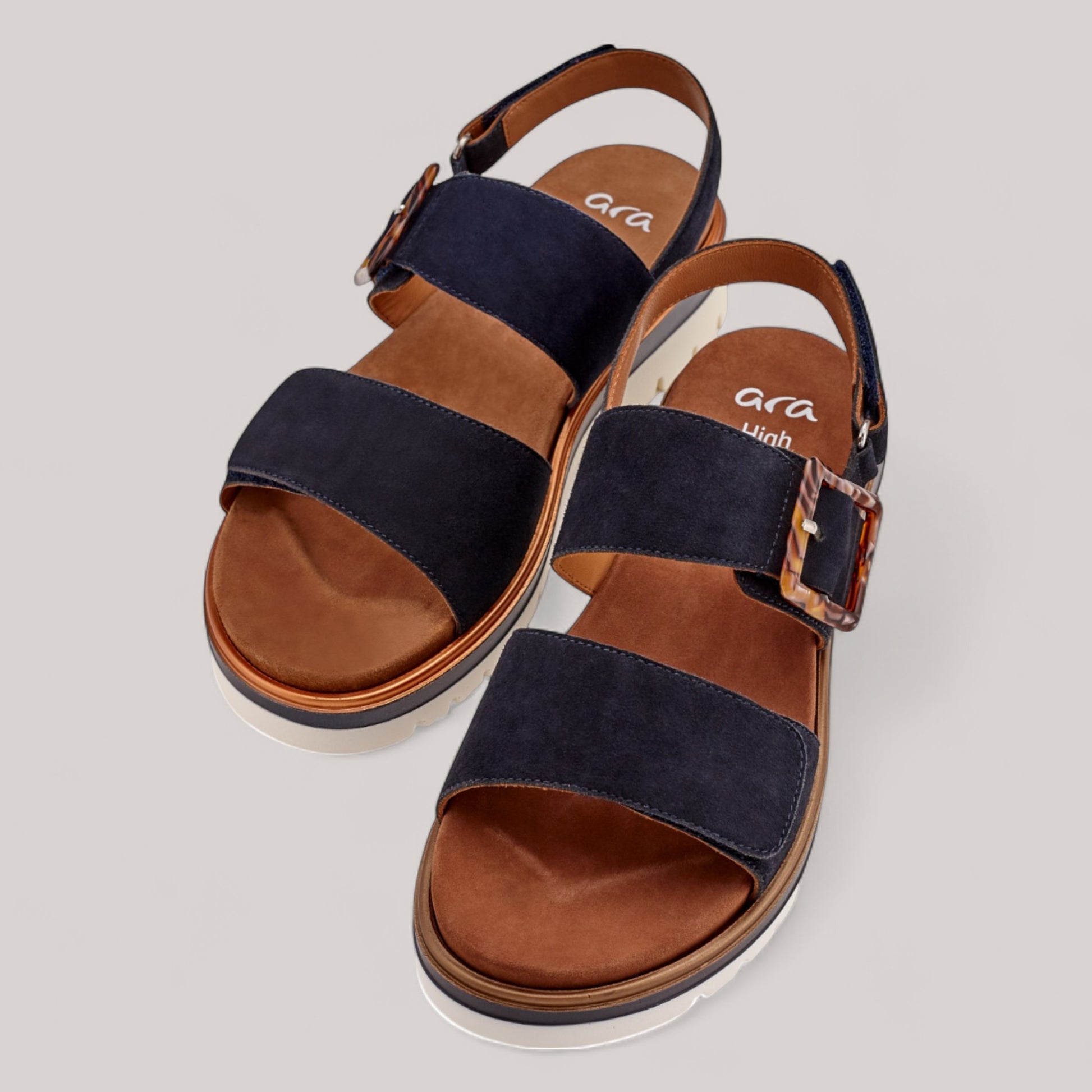 Ara - 21003 - Malaga