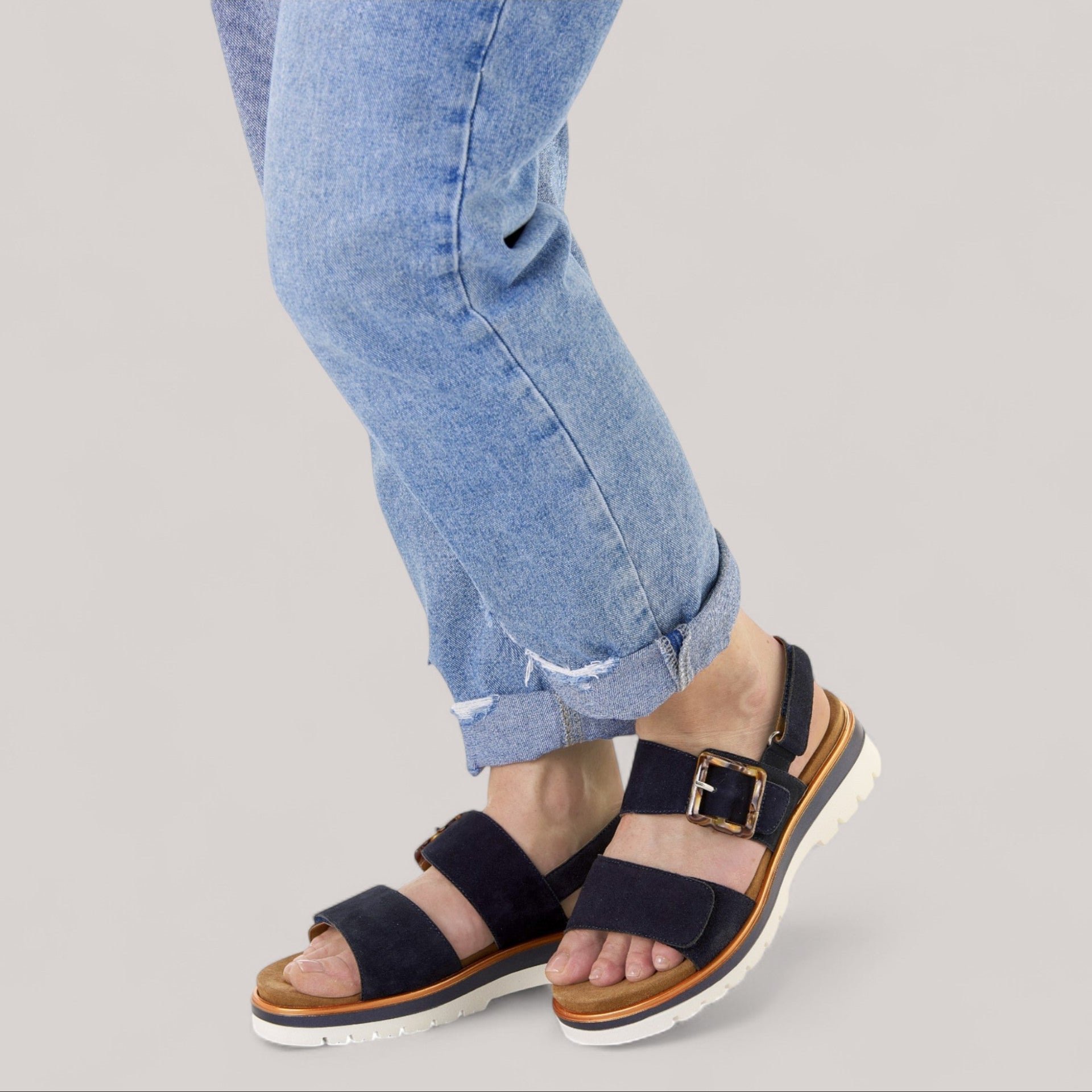 Ara - 21003 - Malaga