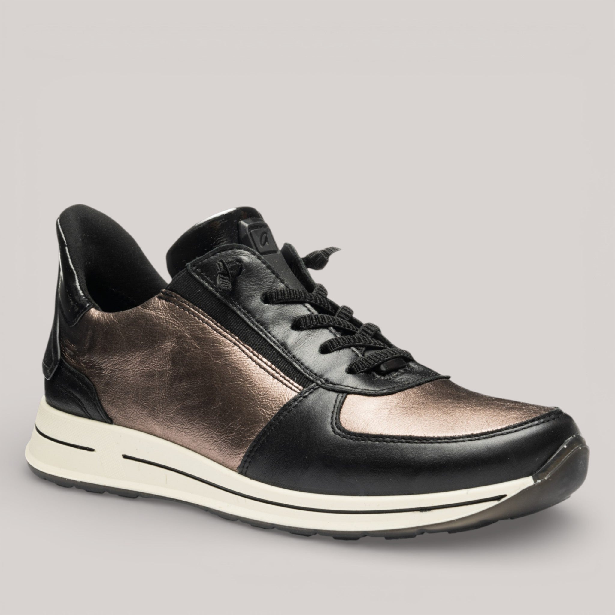 Ara - 12-24836-15 Osaka