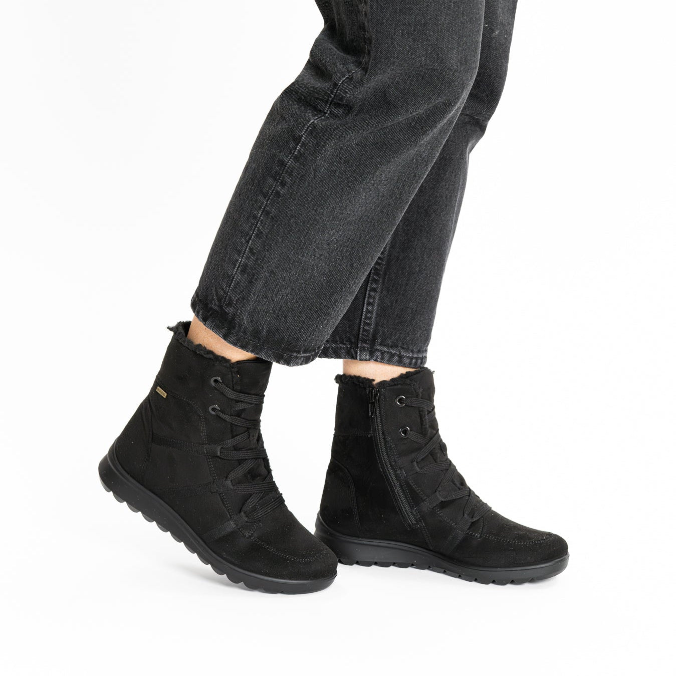 Ara - 40409 - Toronto