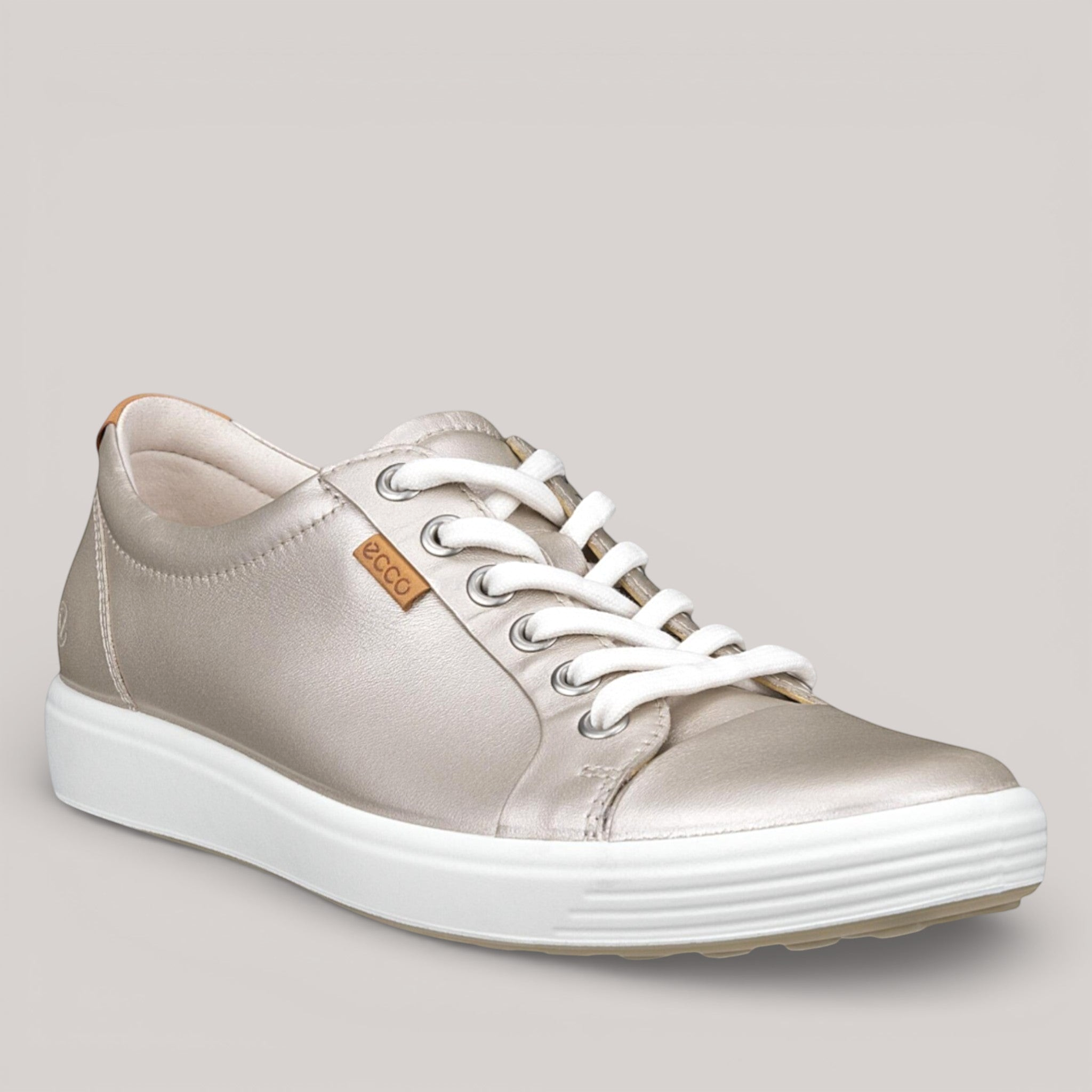 Grundy's Shoes ECCO Soft 7 women's metallic silver leather lace-up sneaker with white sole and cushioned interior.