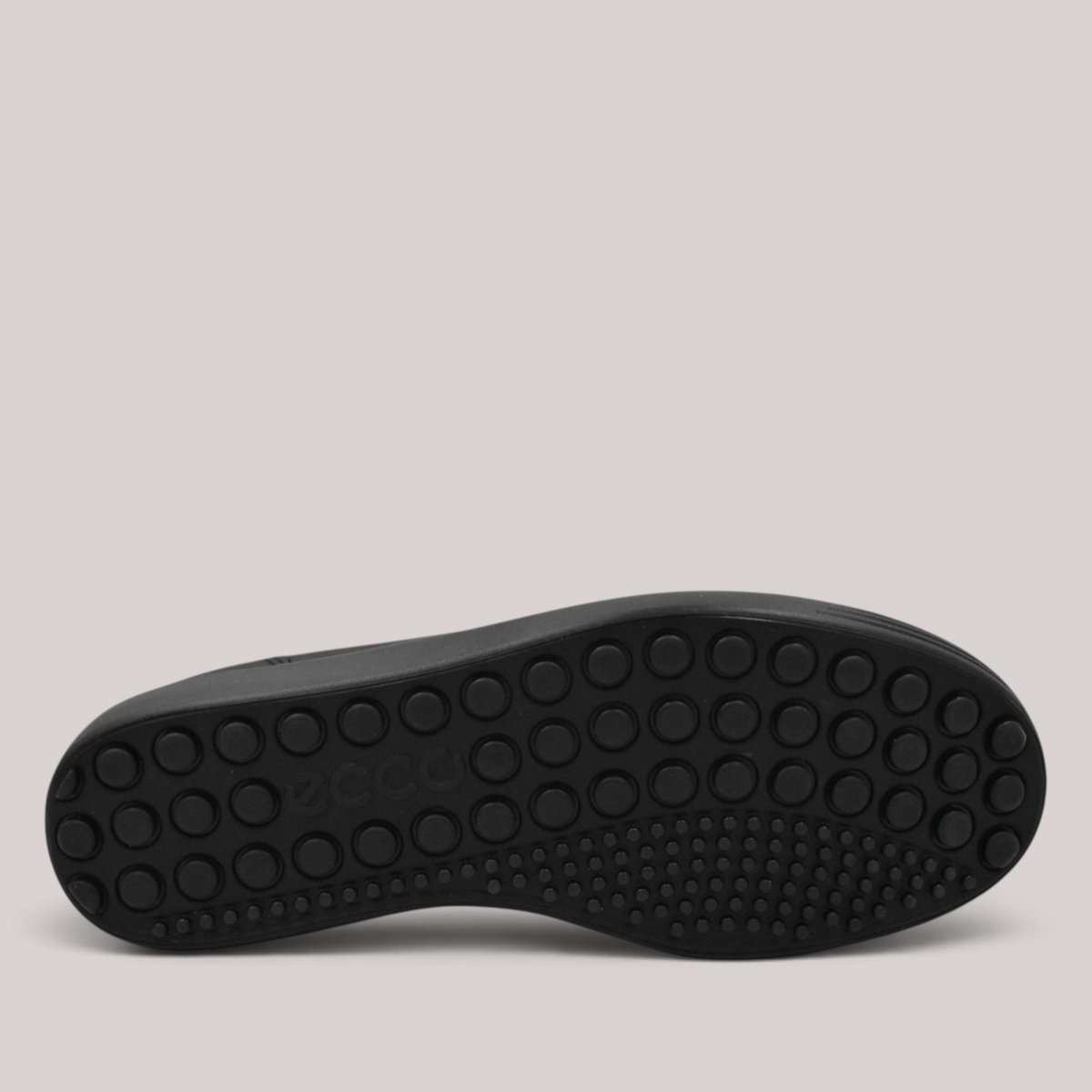 Grundy's Shoes ECCO Soft 7 women's sneaker showing the black durable PU outsole with circular traction pattern