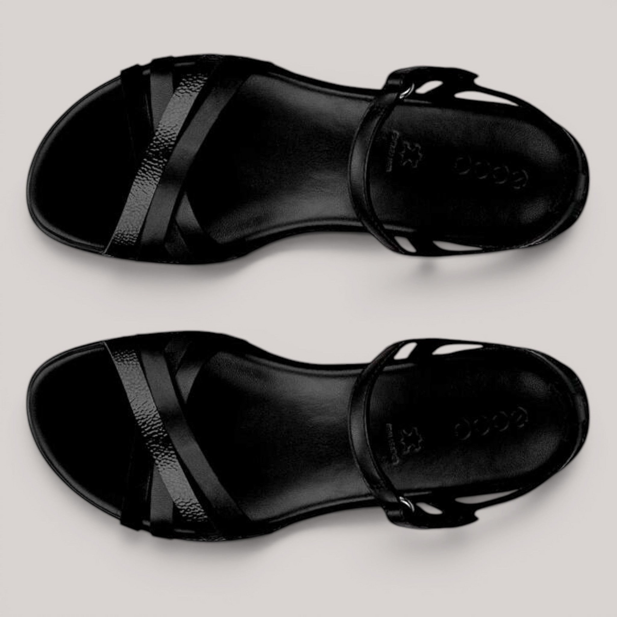 Grundy's Shoes ECCO Flash black leather sandals with crisscross straps and adjustable ankle buckle, top view.
