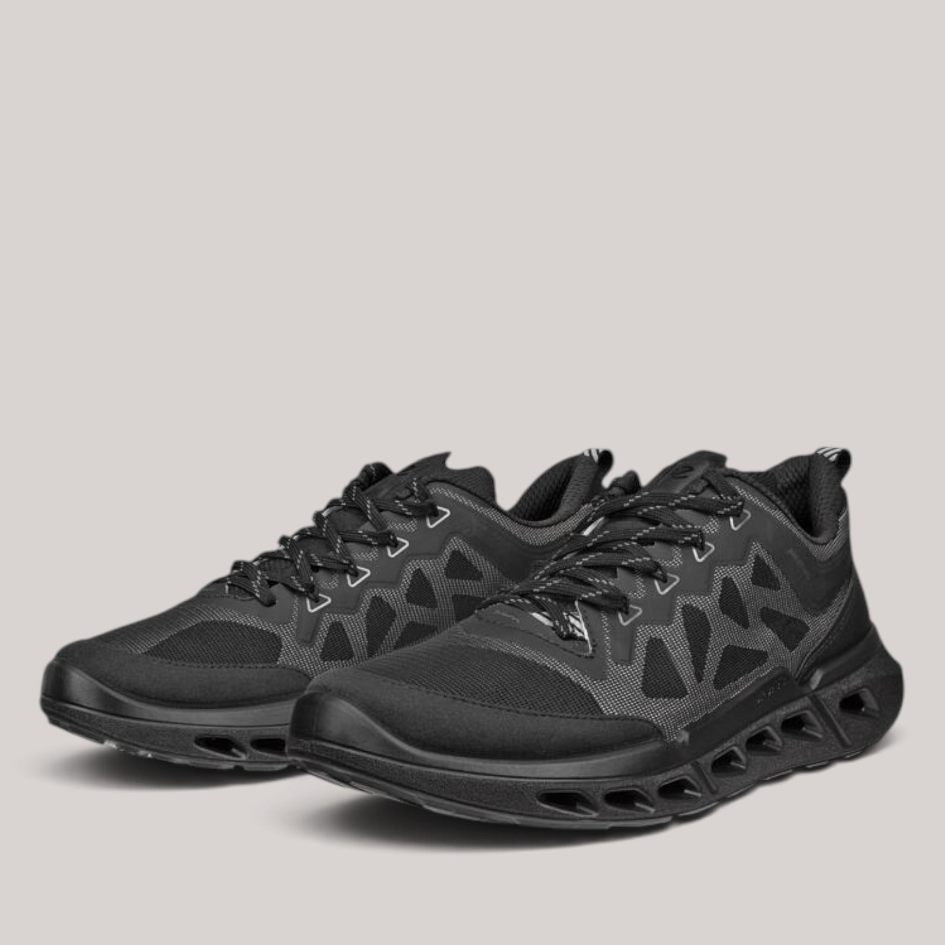 ECCO - 850313