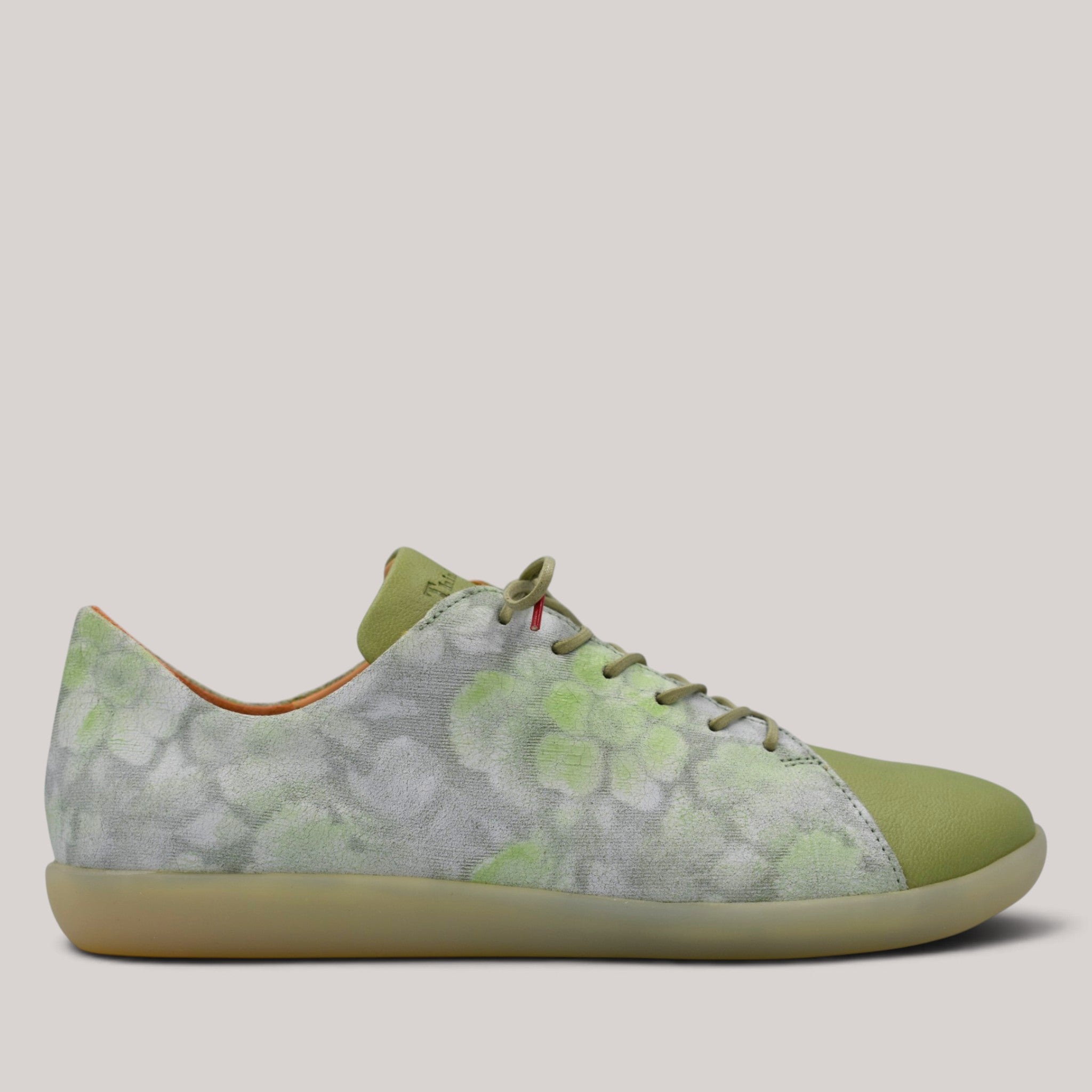 Think - 000946